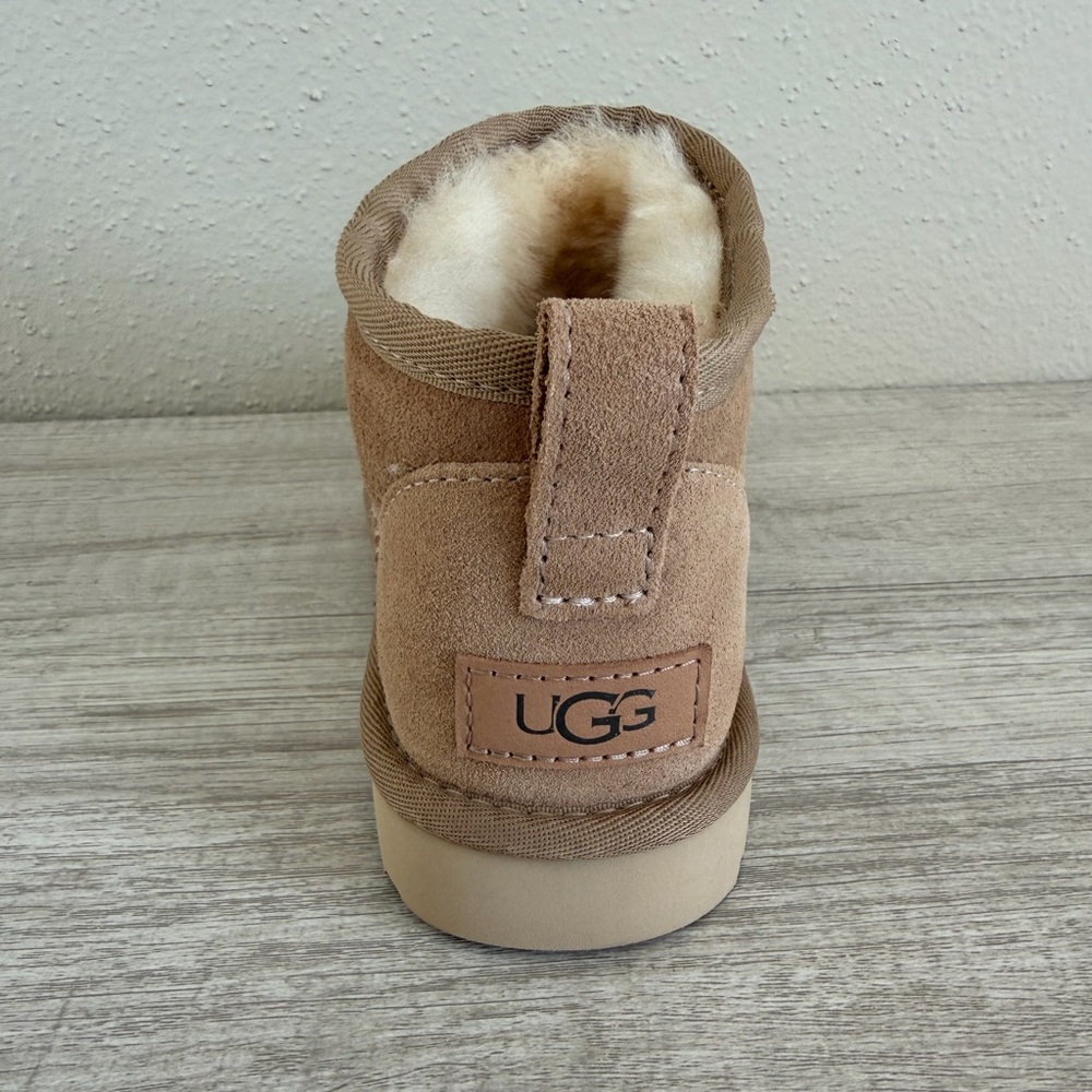 Authentic UGG Classic Ultra Mini 1116109 Women's Fashion Boots Sand Size 7 - Picture 12 of 16